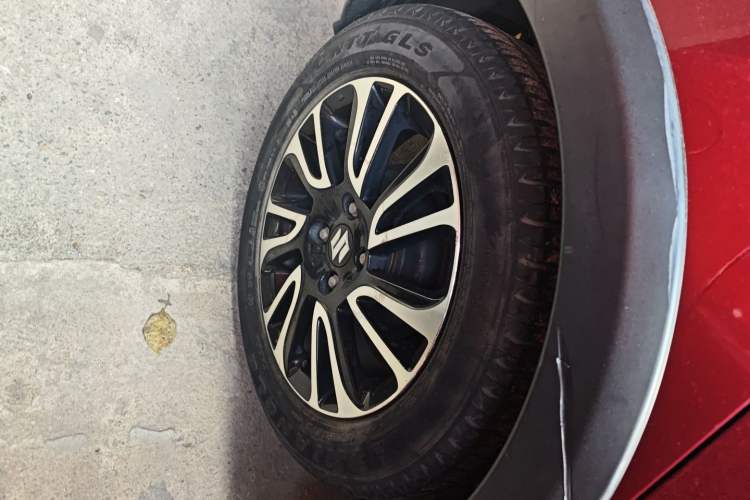 Used Suzuki Swift 2013 1.5L Automatic 20th Anniversary Limited Edition Right Rear Wheel Hub