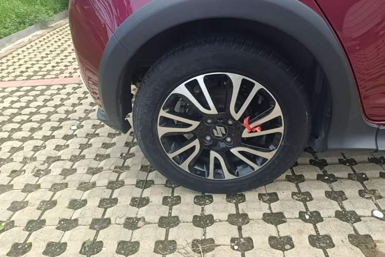 Used Suzuki Swift 2013 1.5L Automatic 20th Anniversary Limited Edition Right Rear Wheel Hub