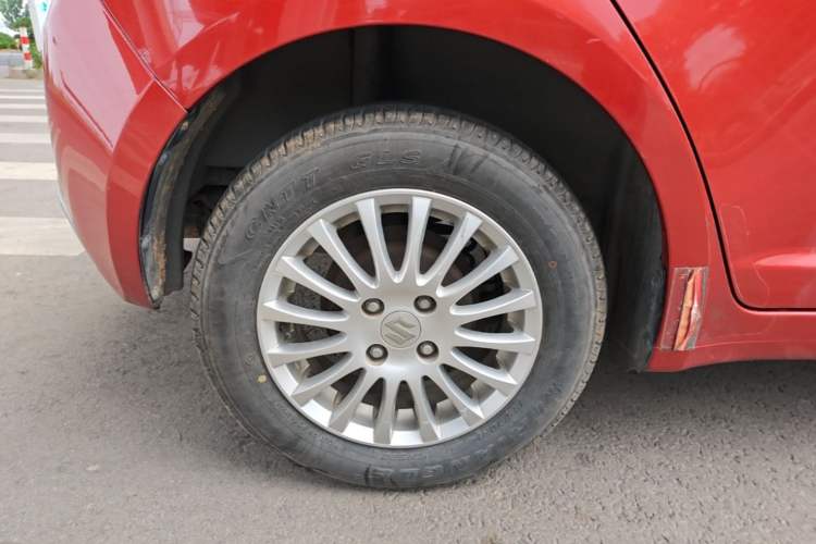 Used Suzuki Swift 2013 1.3L Manual Value Edition Right Rear Wheel Hub