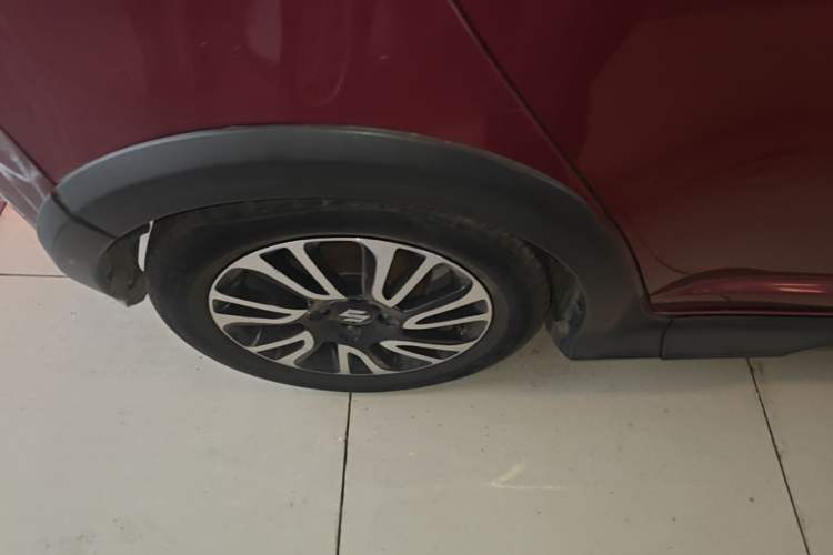 Used Suzuki Swift 2013 1.5L Manual 20th Anniversary Limited Edition Right Rear Wheel Hub
