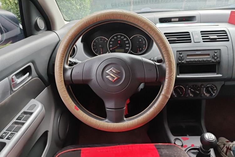 Used Suzuki Swift 2013 1.3L Manual Value Edition Steering Wheel