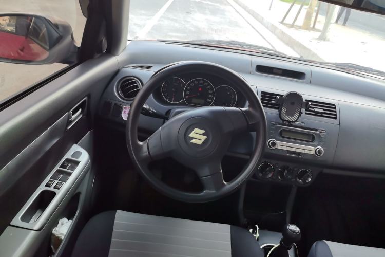 Used Suzuki Swift 2013 1.3L Manual Value Edition Steering Wheel
