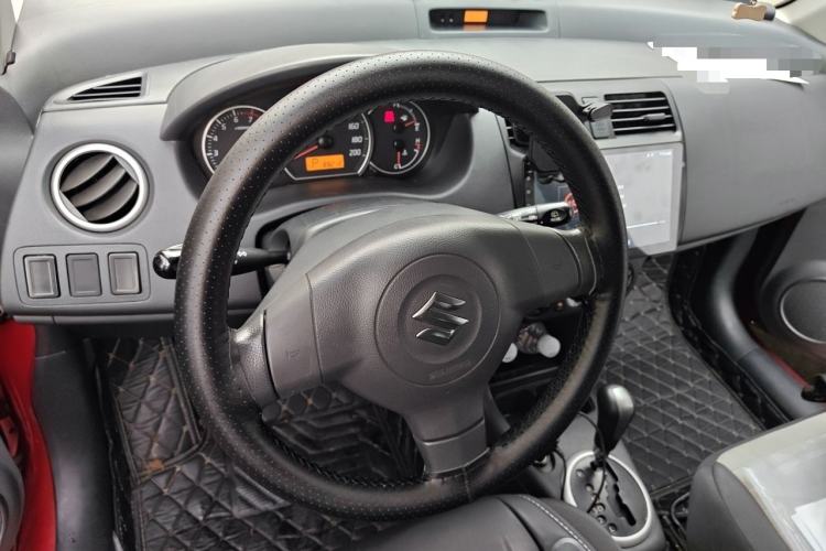 Used Suzuki Swift 2013 1.5L Automatic Standard Edition Steering Wheel