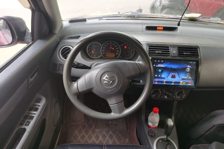 Used Suzuki Swift 2013 1.5L Automatic Standard Edition Steering Wheel