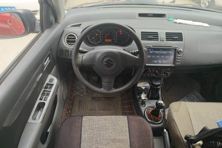 Used Suzuki Swift 2013 1.5L Manual Standard Edition Steering Wheel