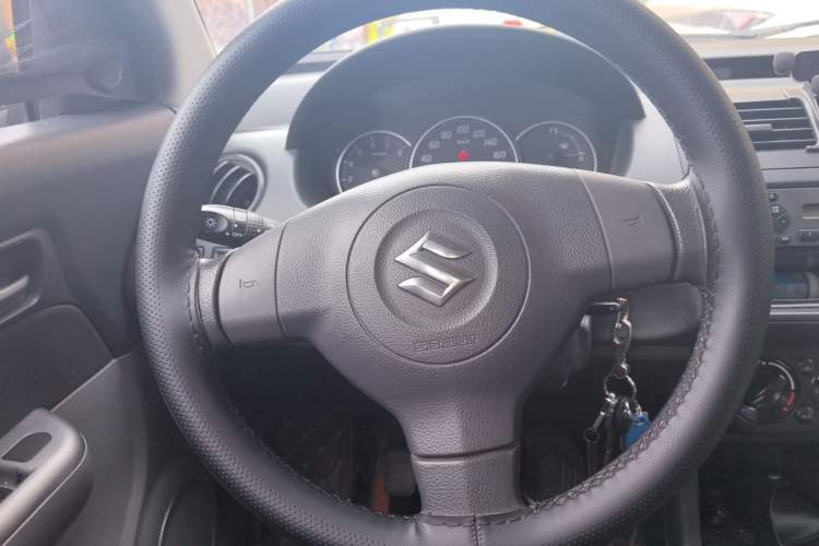 Used Suzuki Swift 2013 1.3L Manual Value Edition Steering Wheel