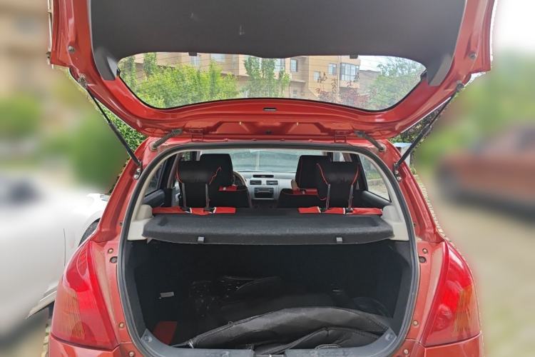 Used Suzuki Swift 2013 1.3L Manual Value Edition Trunk