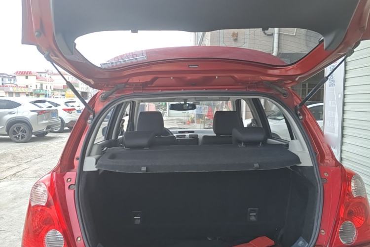 Used Suzuki Swift 2013 1.5L Automatic Standard Edition Trunk