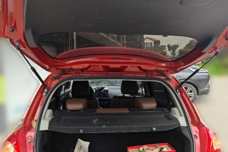 Used Suzuki Swift 2013 1.5L Automatic Standard Edition Trunk