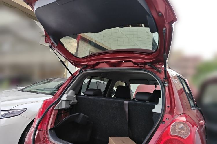Used Suzuki Swift 2013 1.5L Automatic Standard Edition Trunk