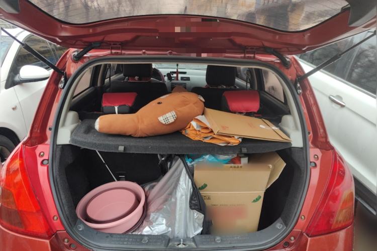 Used Suzuki Swift 2013 1.3L Manual Value Edition Trunk