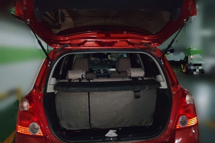 Used Suzuki Swift 2013 1.5L Manual Standard Edition Trunk