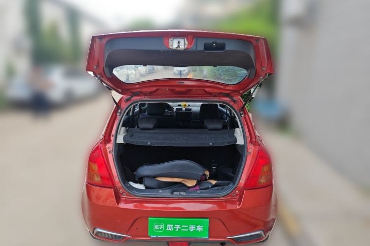 Used Suzuki Swift 2013 1.3L Manual Value Edition Trunk