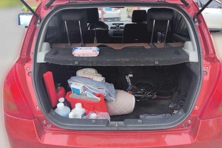 Used Suzuki Swift 2013 1.3L Manual Value Edition Trunk