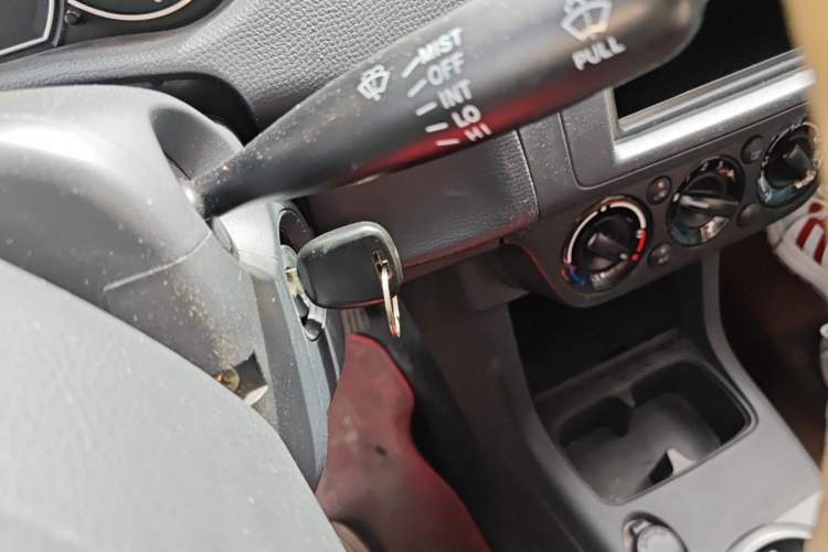 Used Suzuki Swift 2013 1.3L Manual Value Edition Vehicle Key