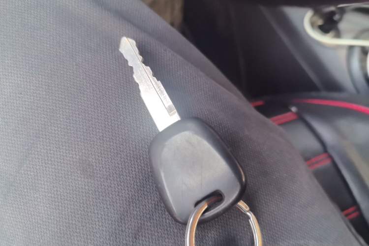 Used Suzuki Swift 2013 1.3L Manual Value Edition Vehicle Key