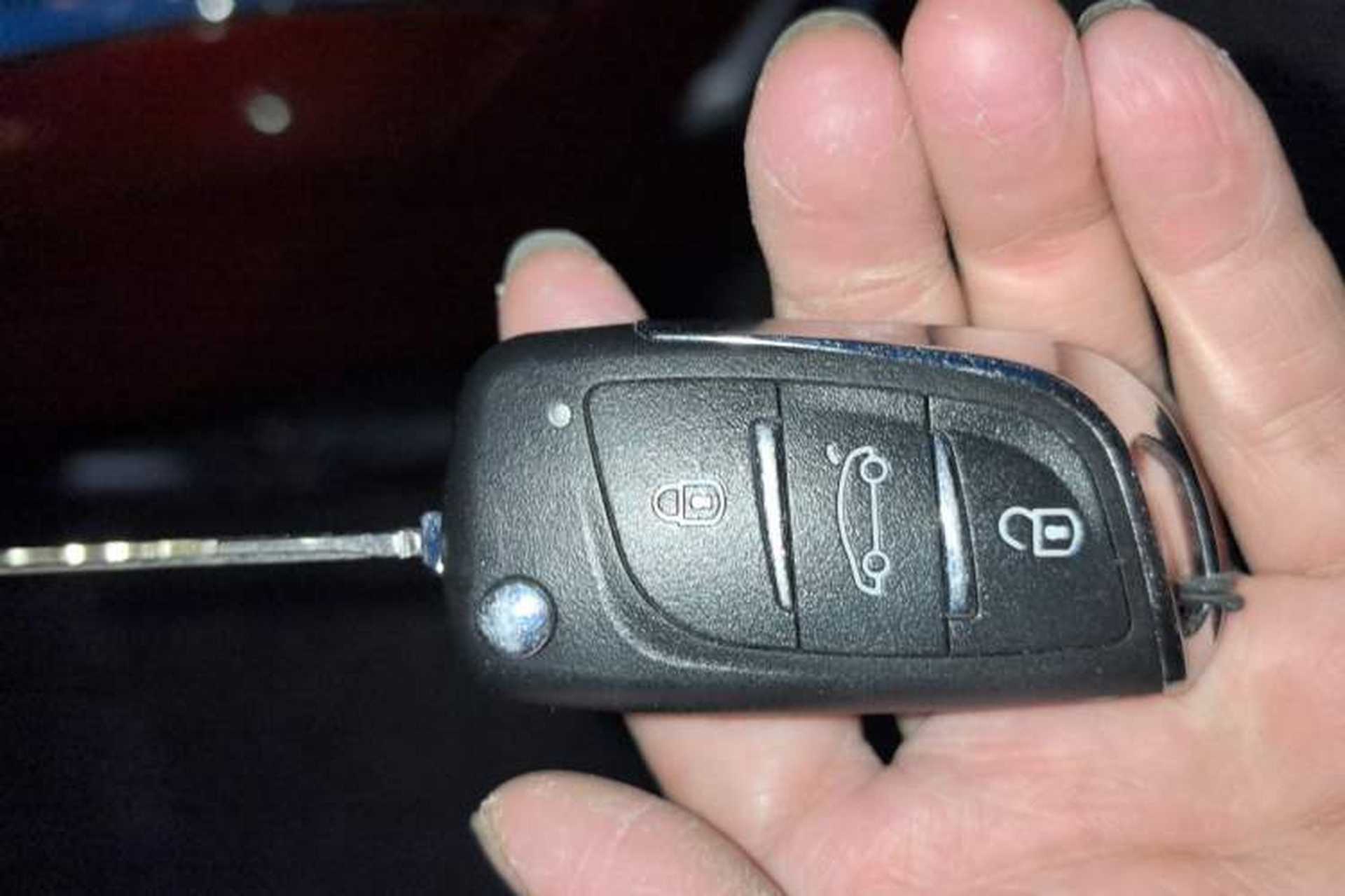 Used Suzuki Swift 2013 1.3L Manual Value Edition Vehicle Key