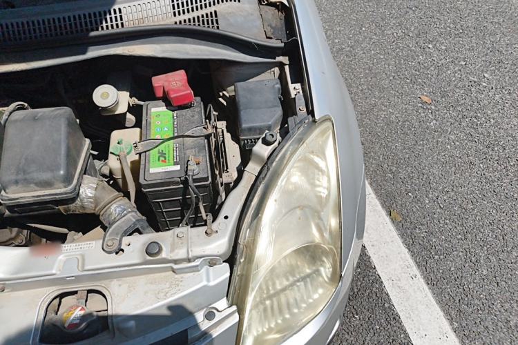 Used Suzuki Swift 2013 1.3L Manual Value Edition Engine Bay Left