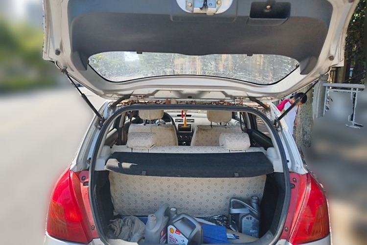 Used Suzuki Swift 2013 1.3L Manual Value Edition Trunk
