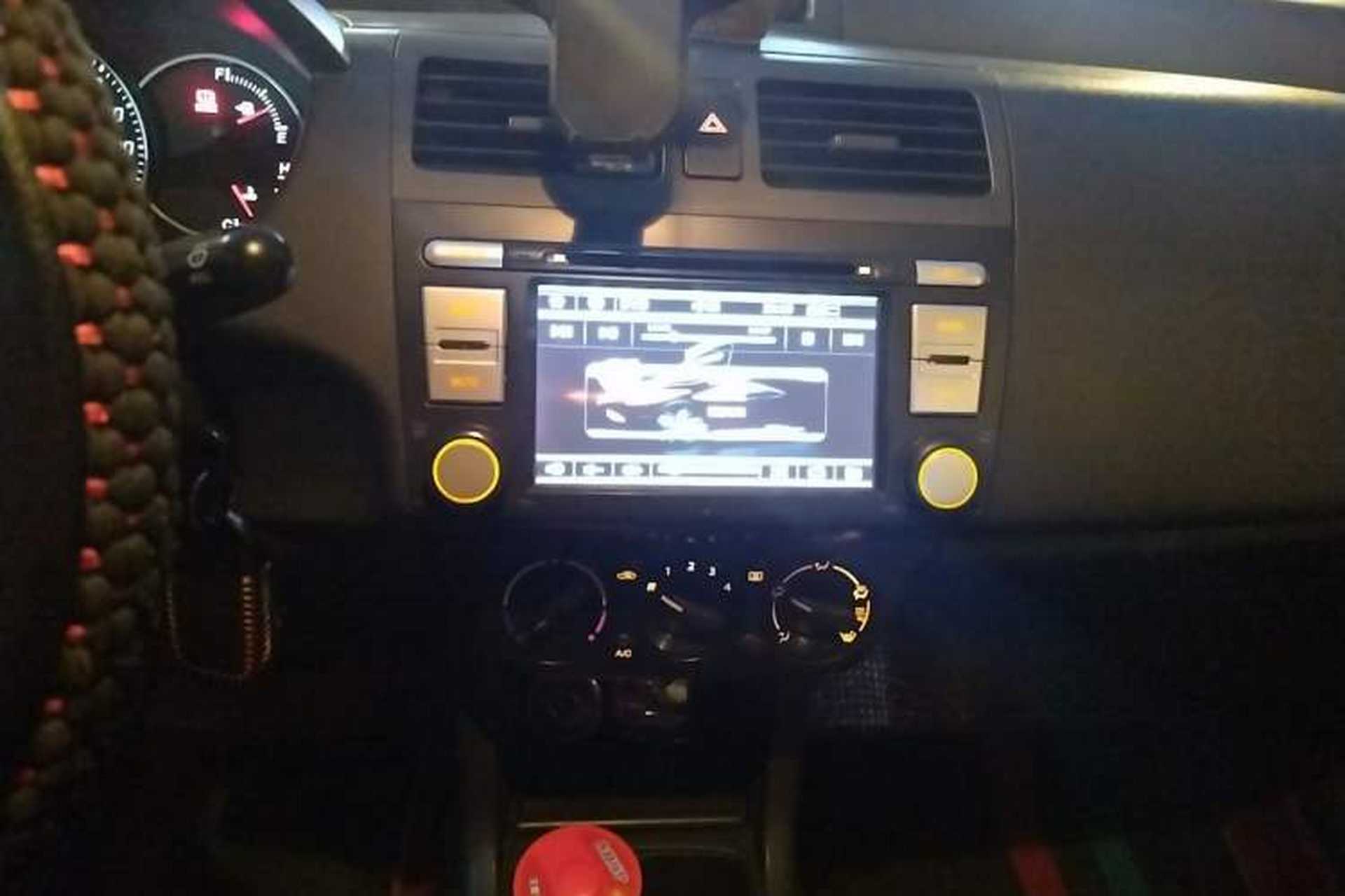 Used Suzuki Swift 2013 1.3L Manual Value Edition Audio And AC Panel