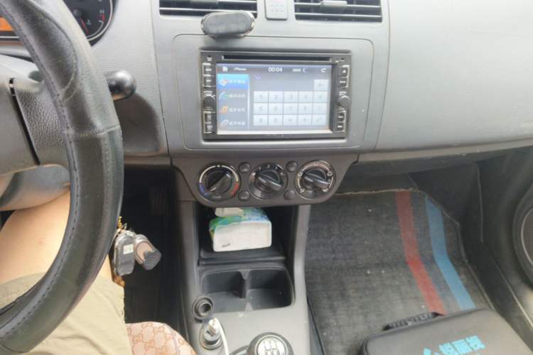 Used Suzuki Swift 2013 1.3L Manual Value Edition Audio And AC Panel