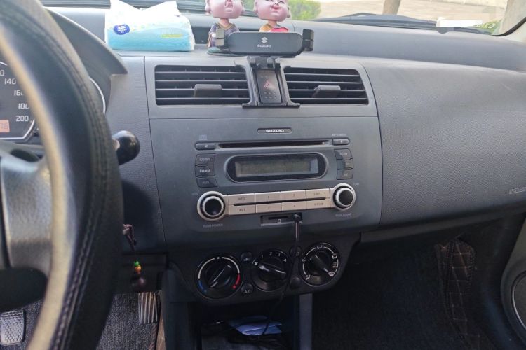 Used Suzuki Swift 2013 1.5L Manual Standard Edition Audio And AC Panel