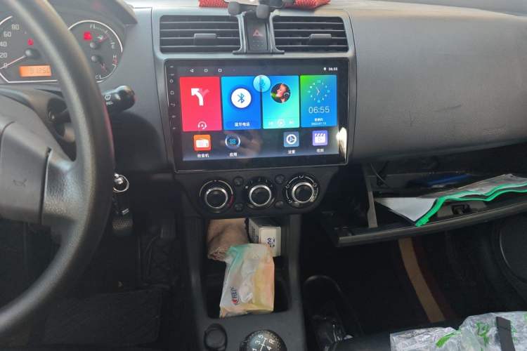 Used Suzuki Swift 2013 1.3L Manual Value Edition Audio And AC Panel