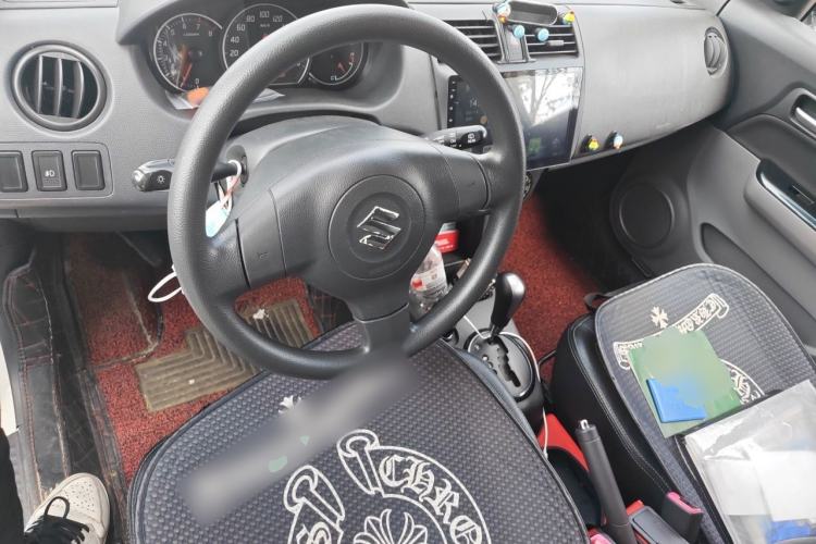Used Suzuki Swift 2013 1.5L Automatic Sport Edition Center Console