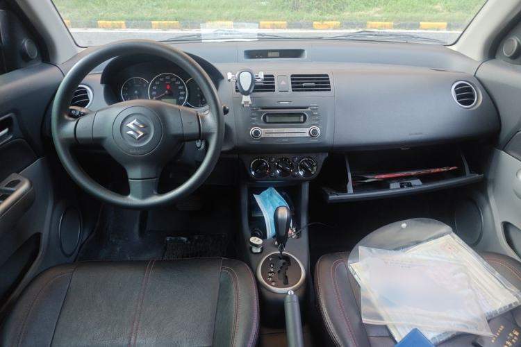 Used Suzuki Swift 2013 1.5L Automatic 20th Anniversary Limited Edition Center Console