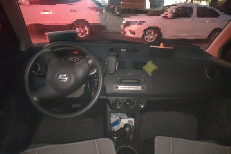 Used Suzuki Swift 2013 1.5L Automatic 20th Anniversary Limited Edition Center Console