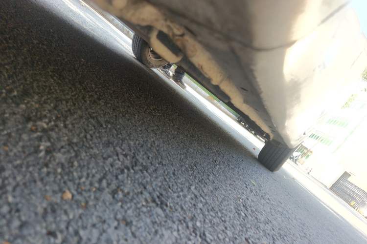 Used Suzuki Swift 2013 1.3L Manual Value Edition Chassis Front Left