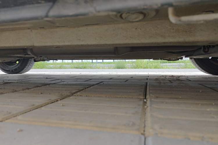 Used Suzuki Swift 2013 1.5L Manual Standard Edition Chassis Front Right