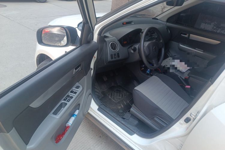 Used Suzuki Swift 2013 1.5L Manual Standard Edition Driver Seat
