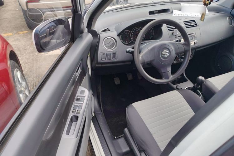 Used Suzuki Swift 2013 1.5L Manual Standard Edition Driver Seat