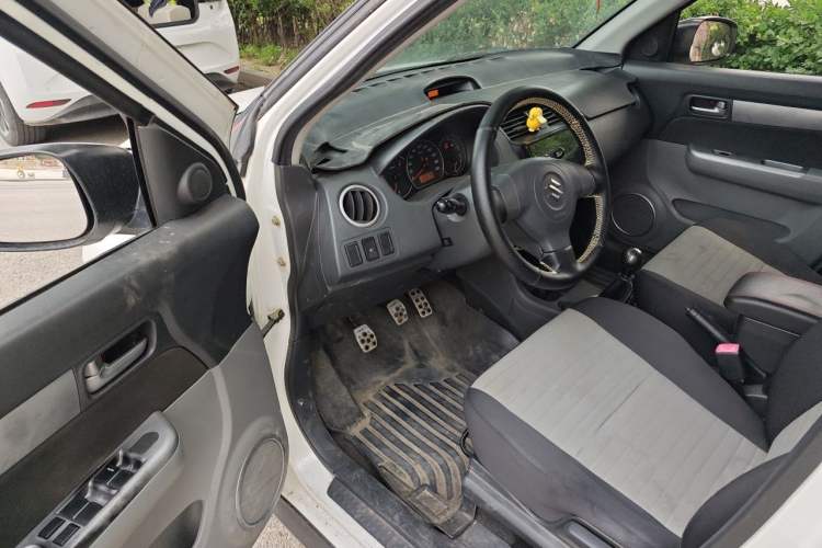 Used Suzuki Swift 2013 1.5L Manual Standard Edition Driver Seat