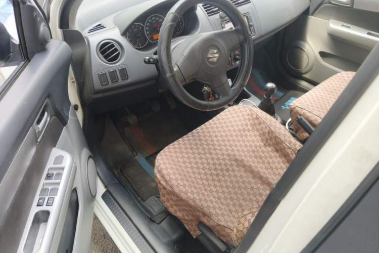 Used Suzuki Swift 2013 1.3L Manual Value Edition Driver Seat