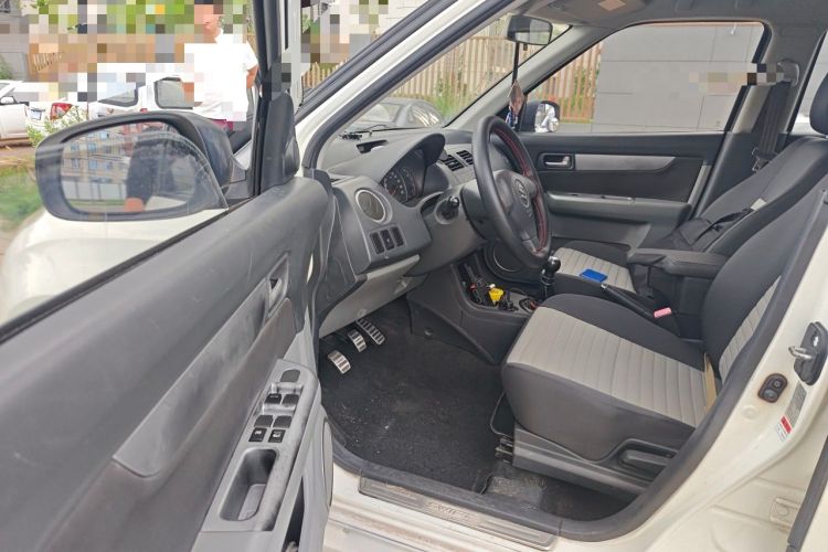 Used Suzuki Swift 2013 1.5L Manual Standard Edition Driver Seat
