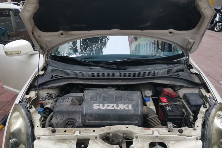 Used Suzuki Swift 2013 1.5L Automatic Standard Edition Engine Bay