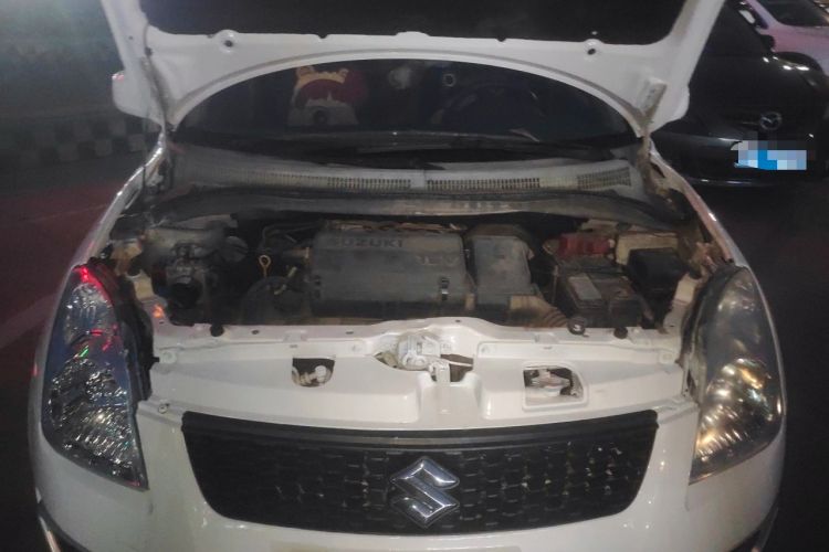 Used Suzuki Swift 2013 1.3L Manual Value Edition Engine Bay