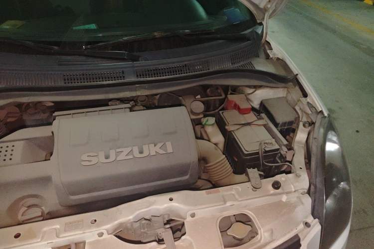 Used Suzuki Swift 2013 1.5L Manual Sport Edition Engine Bay Left