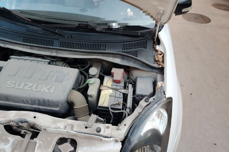 Used Suzuki Swift 2013 1.5L Automatic Standard Edition Engine Bay Left
