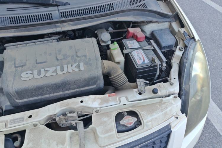 Used Suzuki Swift 2013 1.5L Manual Standard Edition Engine Bay Left