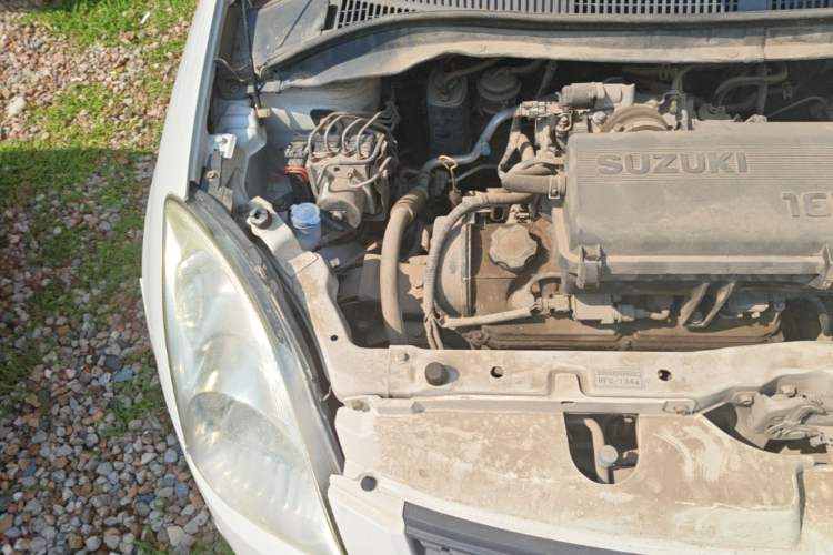 Used Suzuki Swift 2013 1.3L Manual Value Edition Engine Bay Right