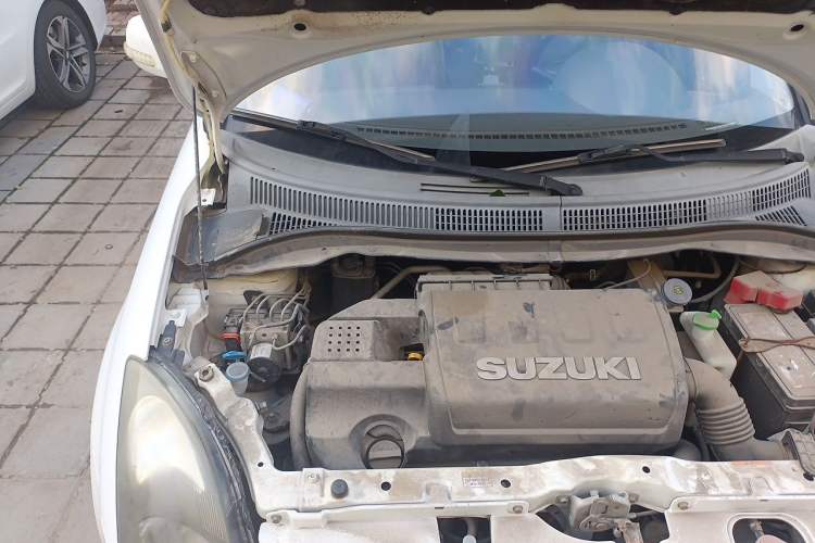 Used Suzuki Swift 2013 1.5L Manual Standard Edition Engine Bay Right