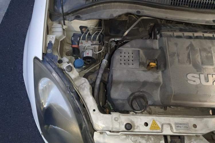 Used Suzuki Swift 2013 1.5L Manual 20th Anniversary Limited Edition Engine Bay Right