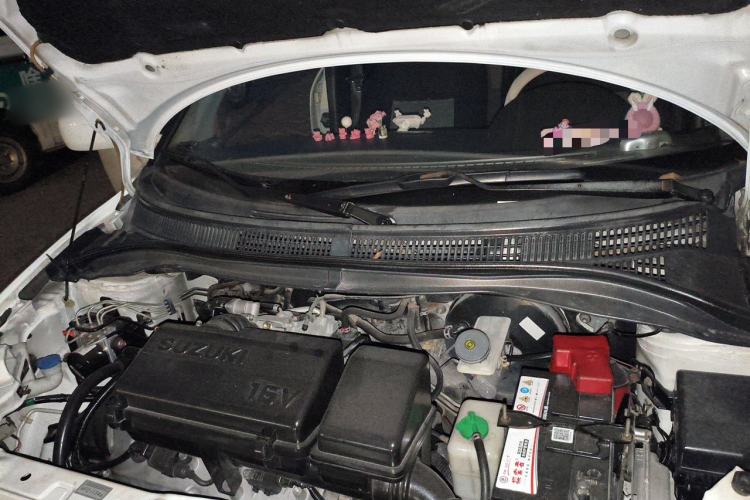Used Suzuki Swift 2013 1.3L Manual Value Edition Engine Bay Right