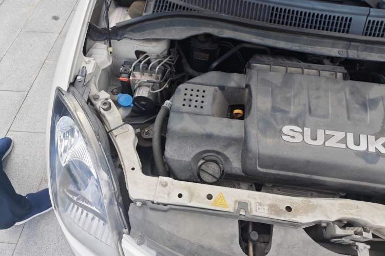 Used Suzuki Swift 2013 1.5L Automatic Sport Edition Engine Bay Right