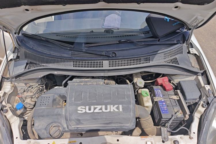 Used Suzuki Swift 2013 1.5L Manual Standard Edition Engine Bay