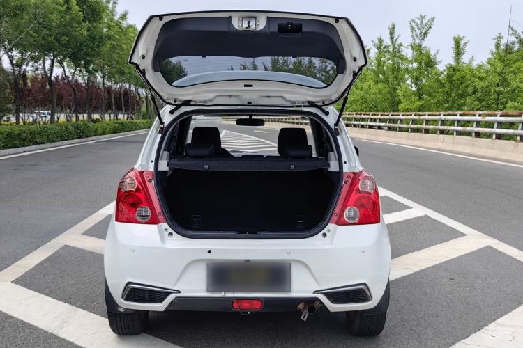 Used Suzuki Swift 2013 1.5L Manual Standard Edition Exterior 14