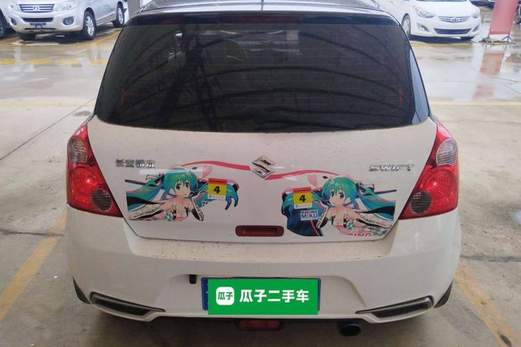 Used Suzuki Swift 2013 1.5L Automatic Standard Edition Exterior 4